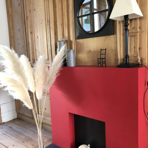Astuce avec cette cheminée haute en couleur