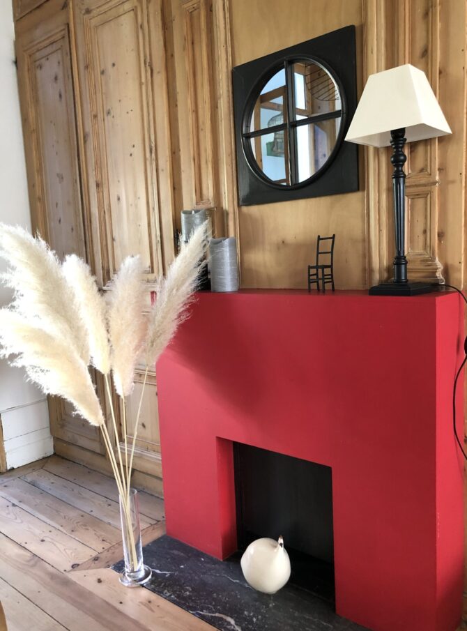 Astuce avec cette cheminée haute en couleur